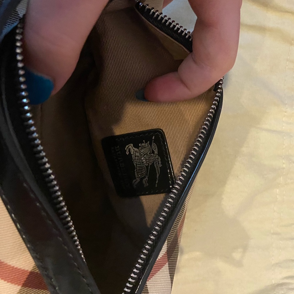 Burberry small bag. Perfect condition!!!! - Picture 3 of 7